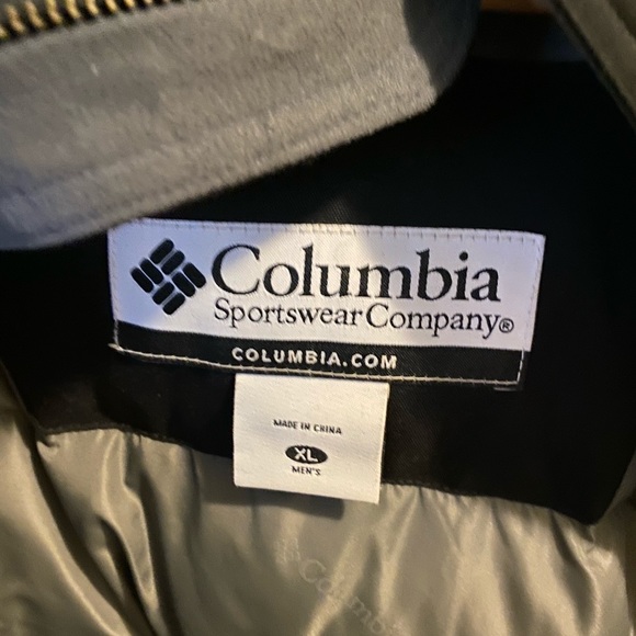 Men’s ultra heavy and warm coat - Picture 3 of 5